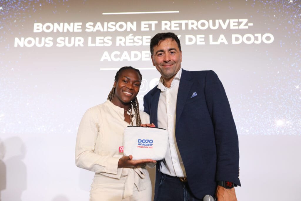 Clarisse Agbegnenou et Stéphane Nomis lors de la remise des diplômes de la Dojo Academy 2025.